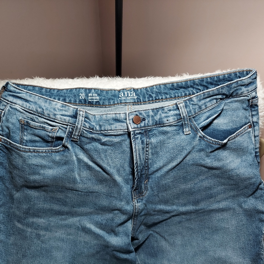 Women's plus size jeans
